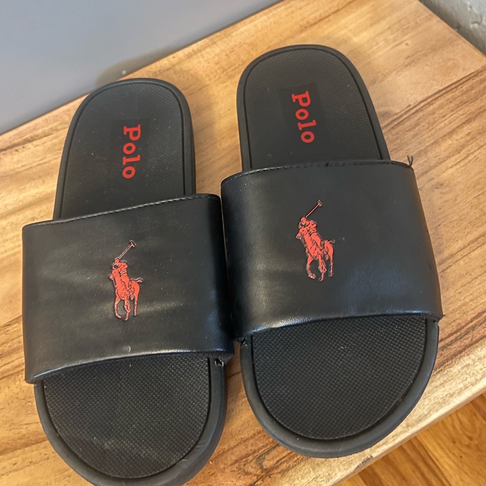 Polo Ralph Lauren boys size 4 black slides